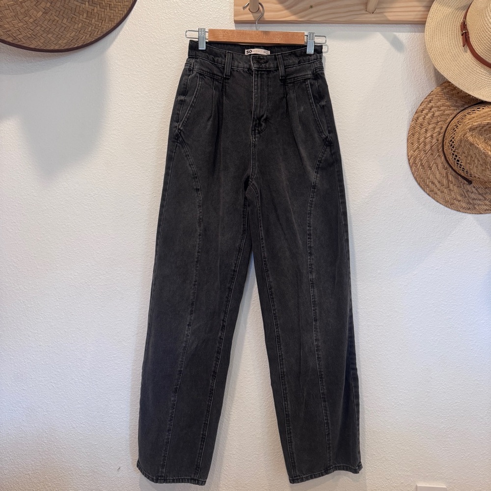 SO Highest Rise Baggy Pleated Barrel Jeans Faded Black Junior GUC High Waisted